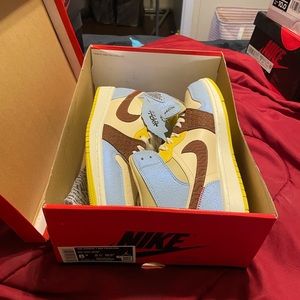 Brand new Jordan 1 maison chateau fearless